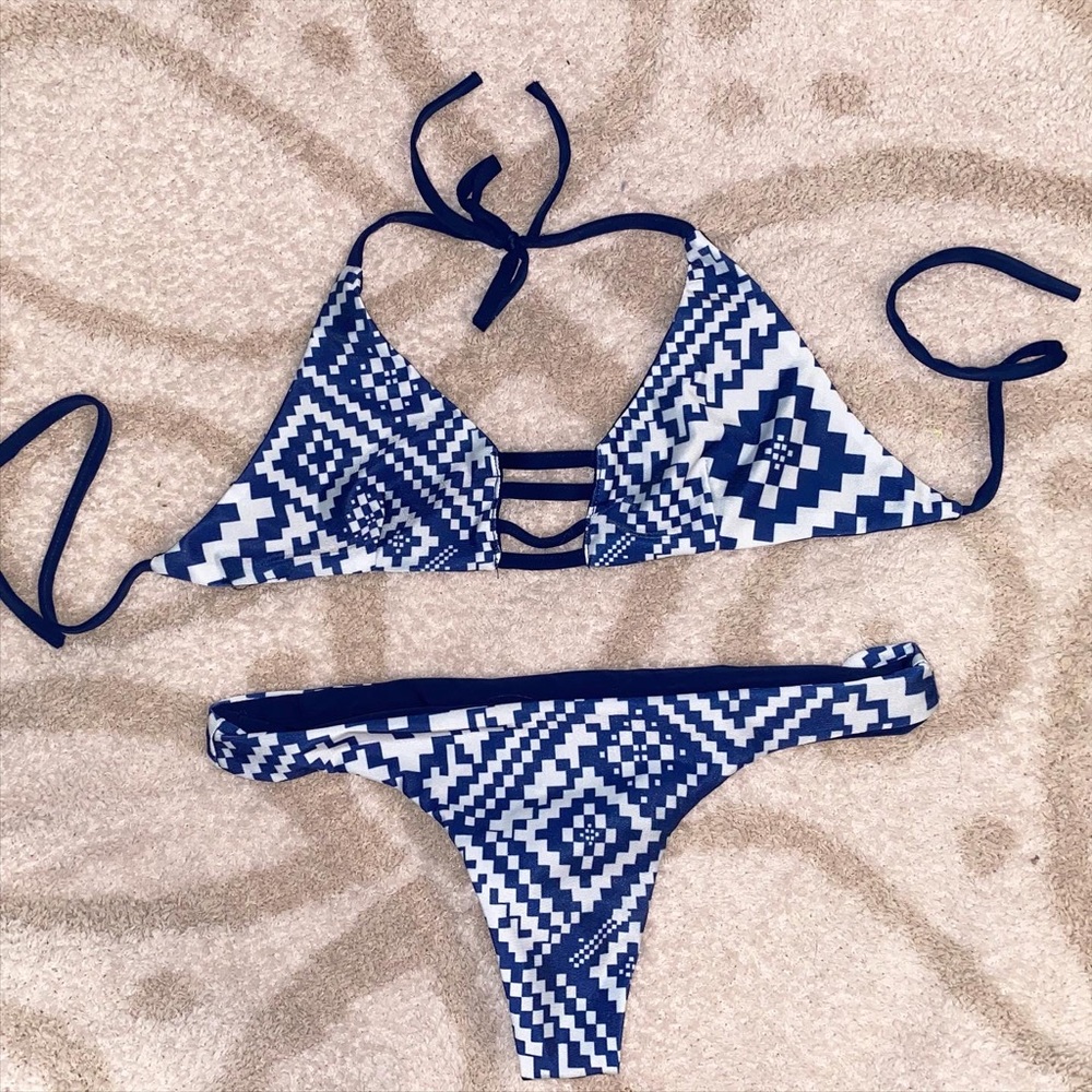 Bathing suit